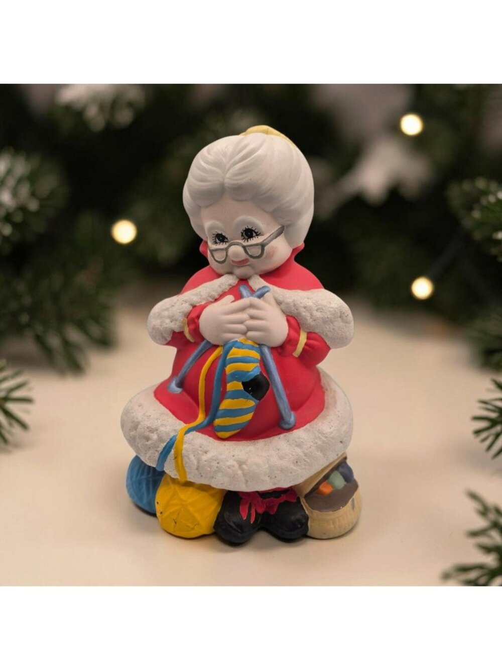 Atlantic Mold Mrs Claus Knitting Ceramic Figurine 1978 Christmas Decor
